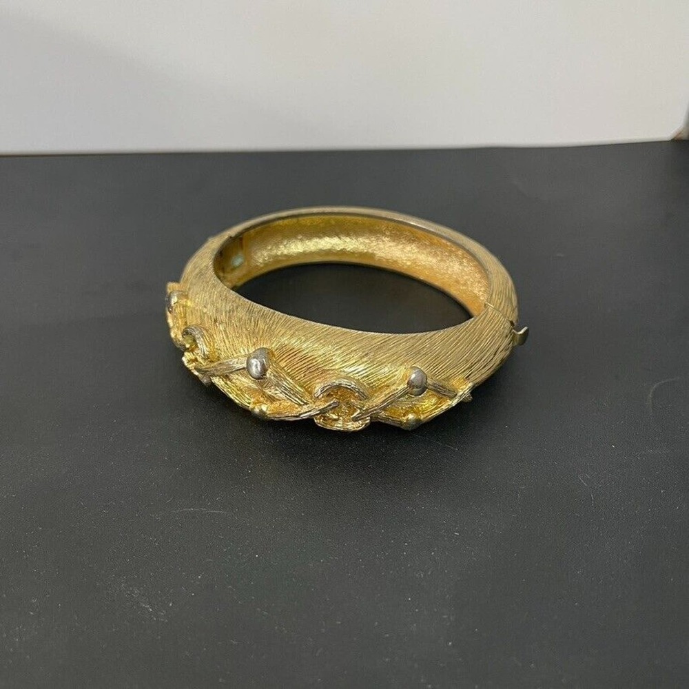 Diane Von Furstenberg Etruscan Hinged Cuff Bracelet DVF Vintage Gold Tone Chic